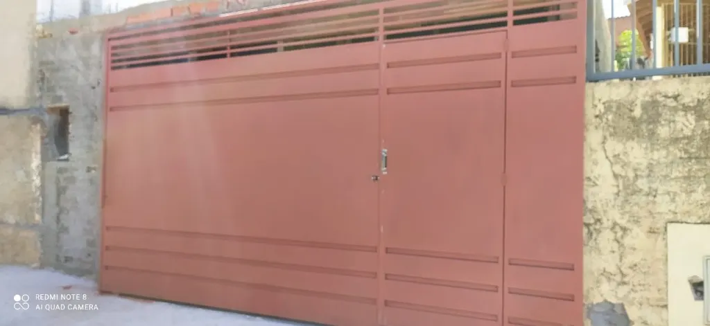 Portão e serralheria em metal — modelo 5, trabalho realizado em Botucatu