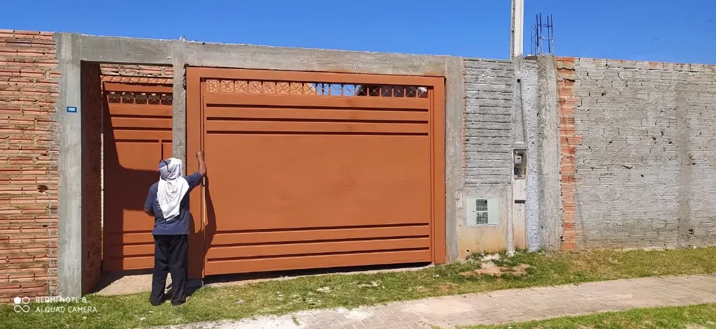 Portão e serralheria em metal — modelo 10, trabalho realizado em Botucatu